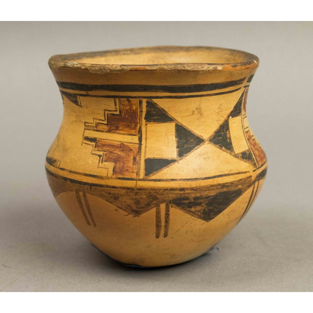 4 Pieces Southwest Indian Pottery Witherell's Auction House