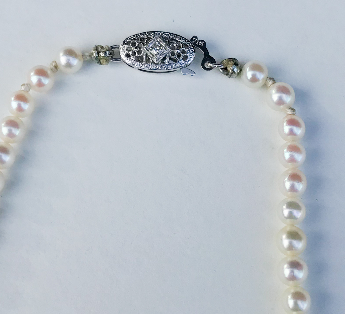 Salt Water Pearl Necklace Witherell's Auction House