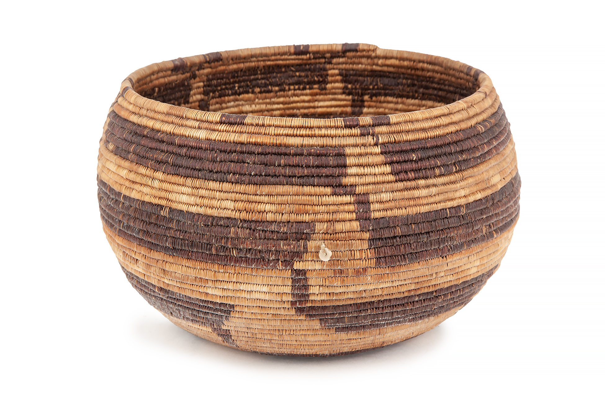 Pomo tribe baskets image